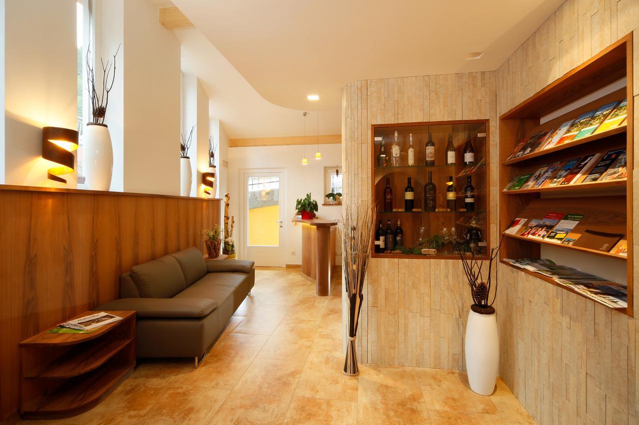 Residence Ulrike โนวาเลวานเต ภายนอก รูปภาพ